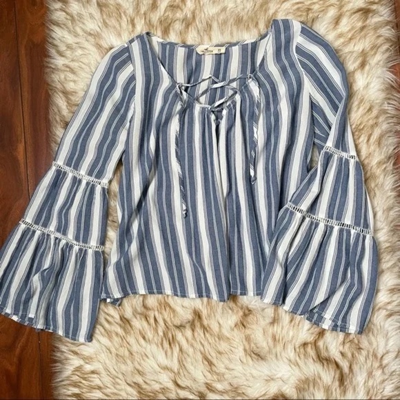 Hollister Blue & White Bell Sleeve Top - Picture 1 of 9